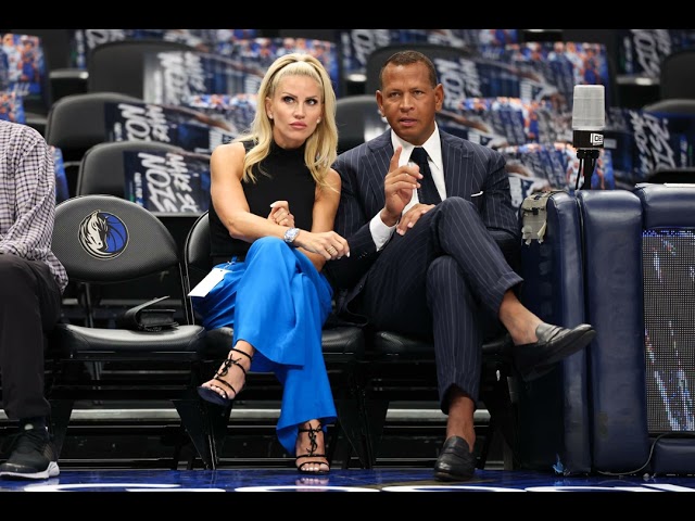 Alex Rodriguez’s girlfriend Jaclyn Cordeiro serves “fit body, soft heart” energy in all black swimsu