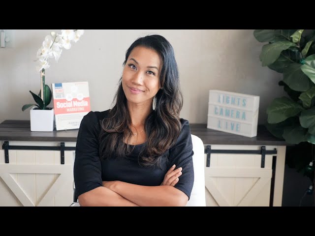 Unboxing the Elgato Prompter