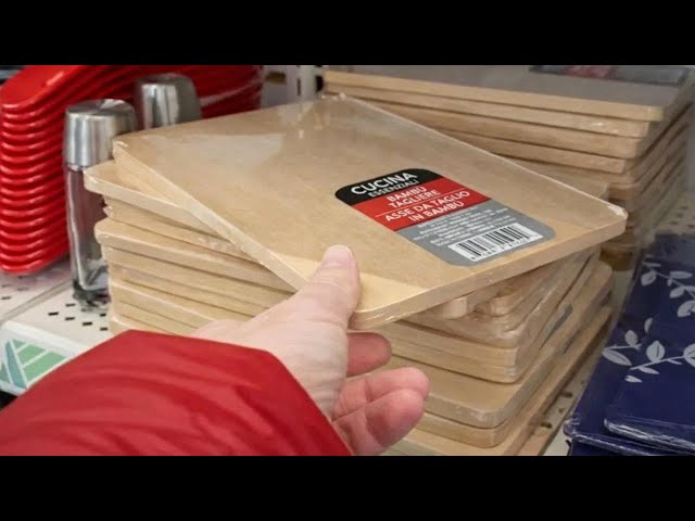 Il trucco geniale con i taglieri economici: ecco come li usano tutti sul piano cucina!