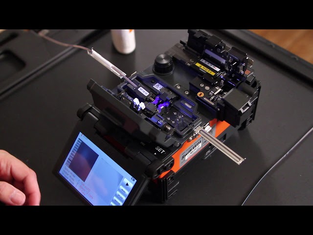 UCL Swift - Straight Splice With The Swift KR12A Ribbon Fusion Splicer
