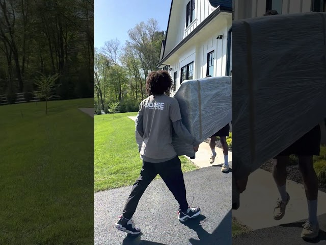 Proper Way to Move a Heavy Couch | Moving Tips from the Pros | Best Movers in Mesa AZ