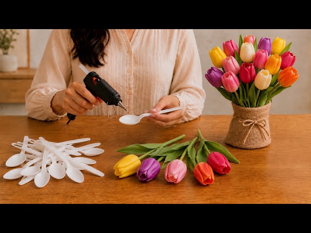 I Turned Plastic Spoons into a Beautiful Tulip 🌷 DIY Tulip Boquet /Easy Plastic Spoon Recycled Craft
