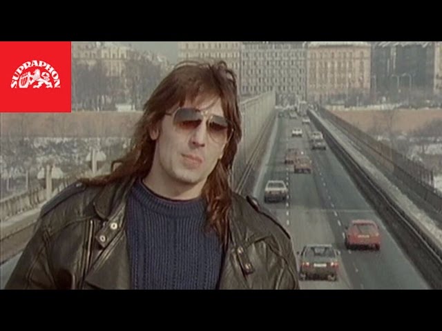 Zemětřesení - Jsem prý blázen jen (Oficiální video)