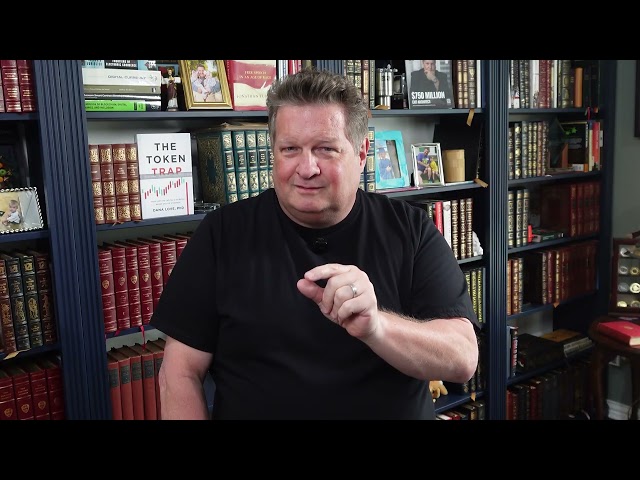 Bitcoin's Rise And The Stock Market Sell-Off Explained. CLARITY Act, XRP & ETH Discussed. Who Wins?