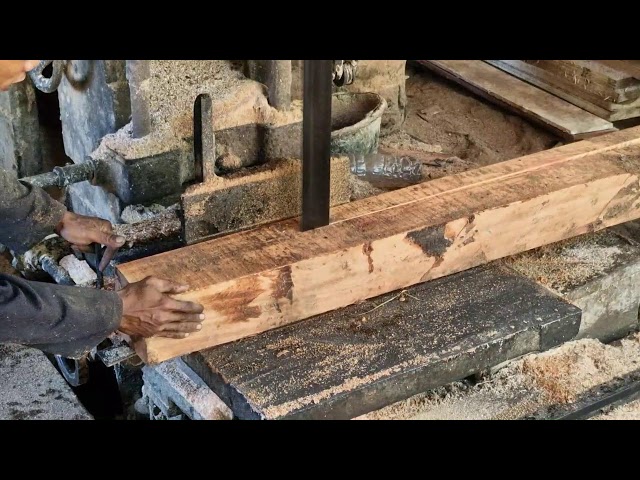 Incredible Sawmill Power vs. Extremely Hard and Thick Wood Planks!