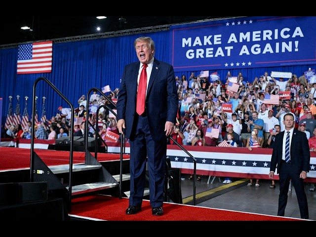 Trump gets HUMILIATING NEWS ahead of this week’s midterm convention