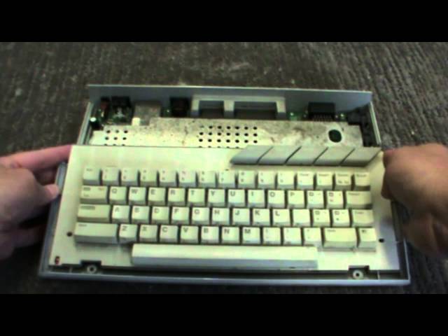 Retro Computer Atari 800XE Pickup & Play 20th January 2014