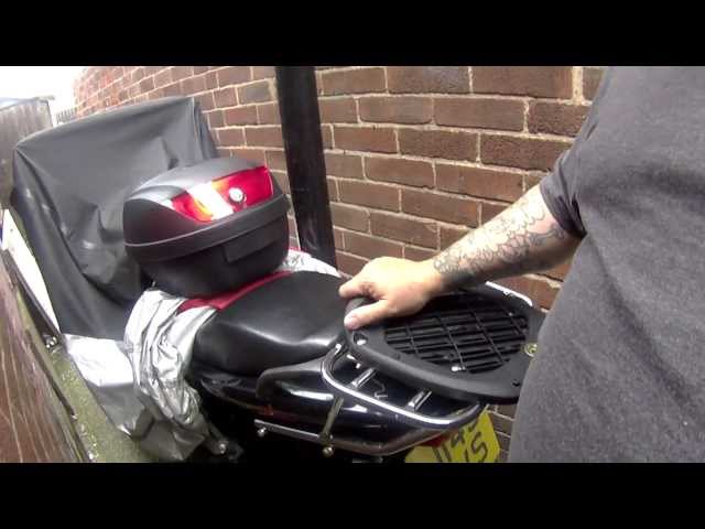 motorbike Renntec top box