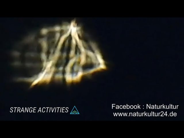 HYPERSONIC OVNI!! MASSIVE AND TERRIFYING! UFO / UAP Sighting Captured on VIDEO by Airplane Passenger