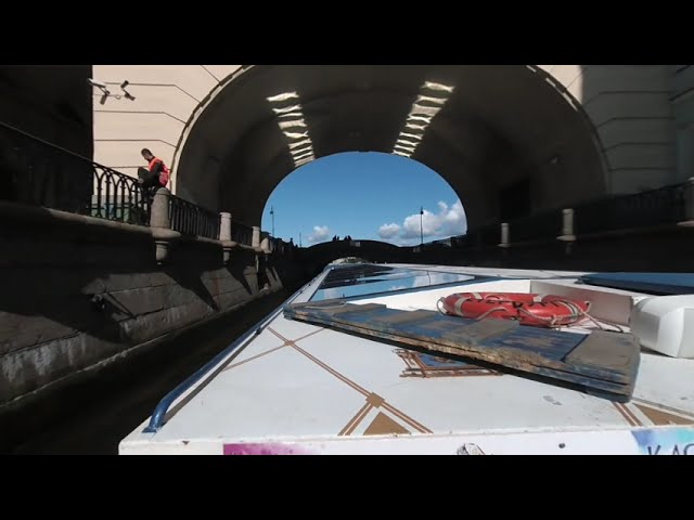 Russia - St Petersburg - Canal Cruise 05 (VR180)