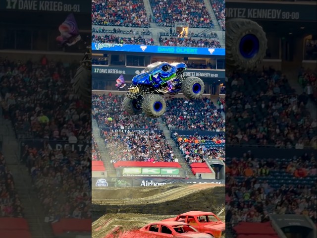 Who did it the best? #monstertruck #racing #monstertruckjump #sendit