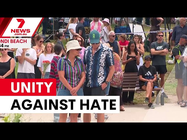 Rabbi calls for unity after Bondi tragedy | 7NEWS