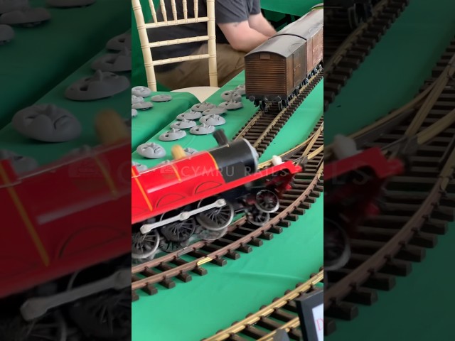 G Scale James Has a Little Accident! | Thomas & Friends 💥#thomasthetankengine #gscale #ttte