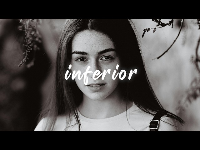 Jessica Baio ~ inferior (Lyrics)