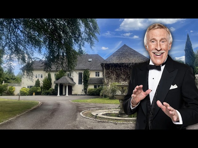 We got Inside Bruce Forsyth's ABANDONED Mansion on a Billionaire's Estate! -Wentworth Estate
