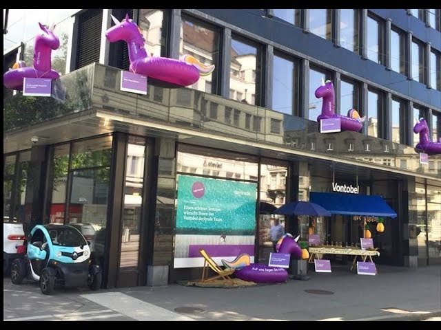 derihorse Guerilla Aktion von deritrade by Vontobel
