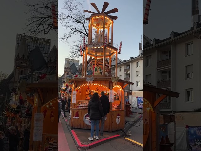 Romerberg Christmas Market in Frankfurt, Germany
