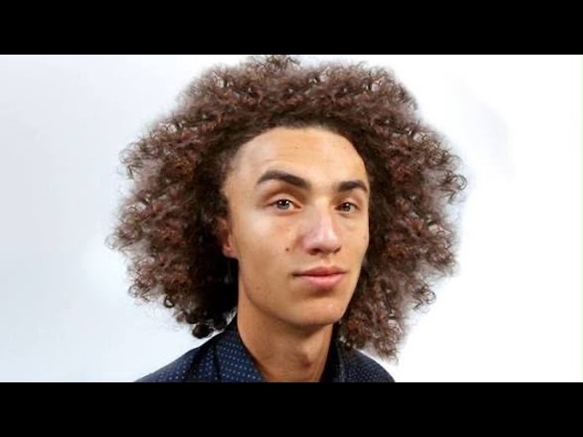 Kwebbelkop Reacting to Kwebbelkop Laugh...