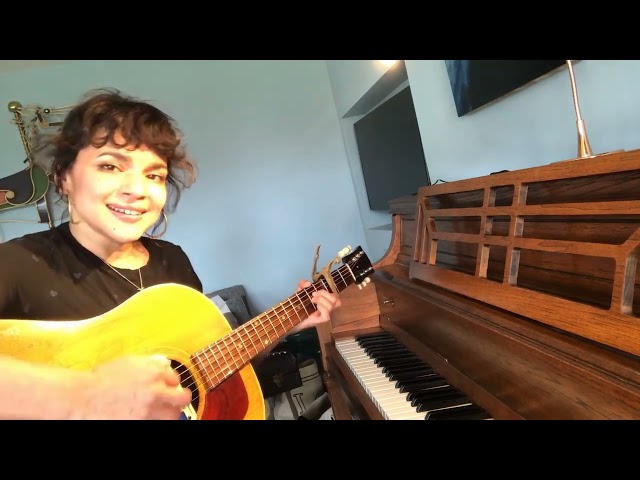 Norah Jones - Sunrise - Live at Home
