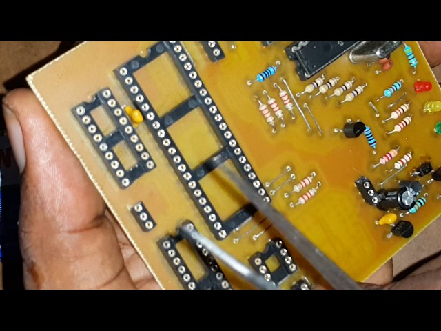 Arduino! ⚠️ This PIC microcontroller programmer is an alternative for electronics engineers.