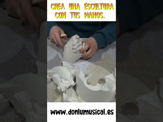CÓMO HACER UNA ESCULTURA DE TUS MANOS