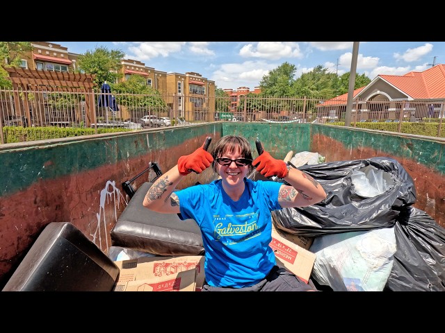 Two Days of Dumpster Diving Summer Move Out!