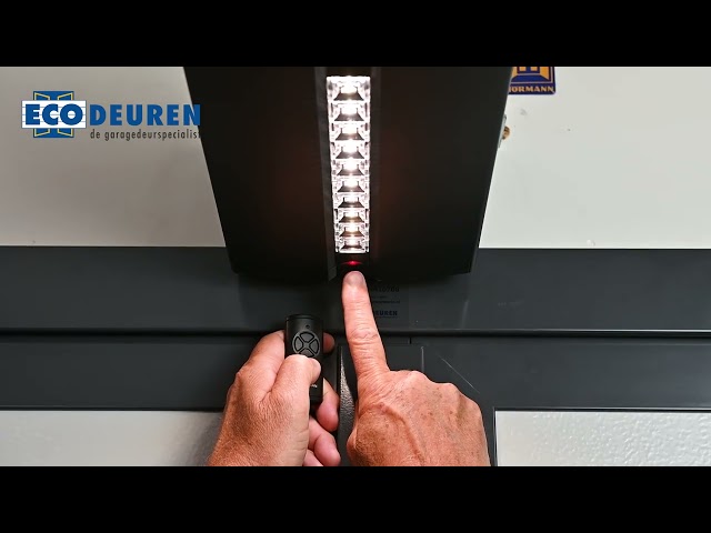 Hörmann handzender programmeren op de Promatic 4 BS aandrijving