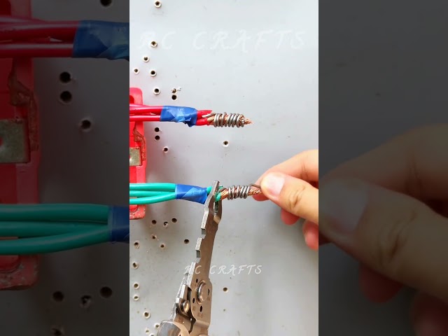 Power Drill Wire Twisting Solder Sleeving Electrical Hacks ⚡