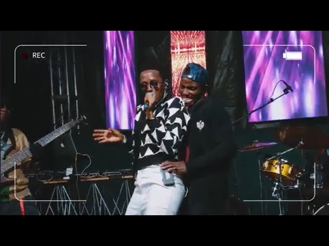 #OMUVUBUKA AKUTE #AZAWI OMUNYIGO LIVE KU LOGIN KU LUSOOKA