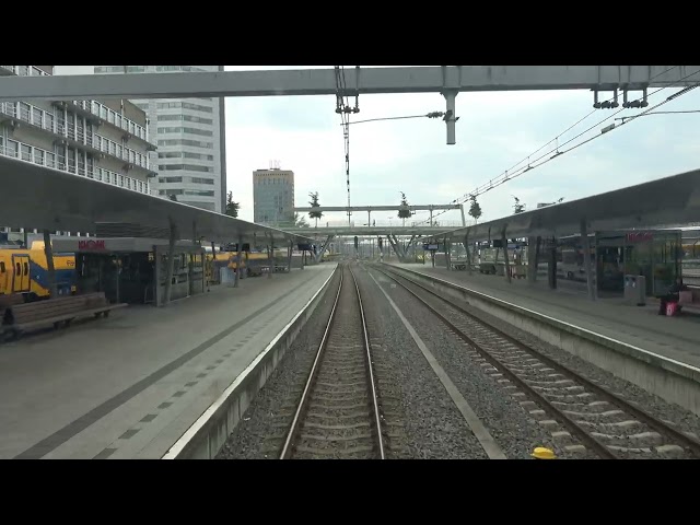 Train cab ride; Utrecht Centraal (via track 9) (20240526)