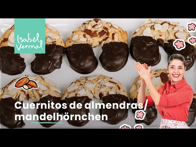 German almond horns (Mandelhornchen)