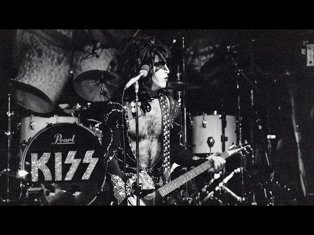KISS Performs “Let Me Go, Rock 'N' Roll” Live (1976)