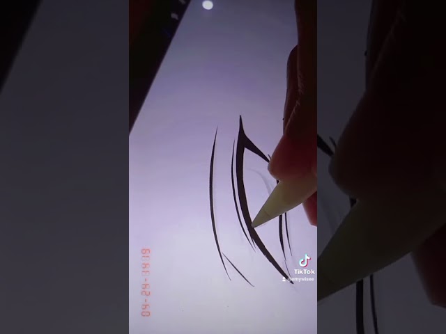 How to draw eyes in manhwa art style|eyes drawing tutorial #drawingshorts