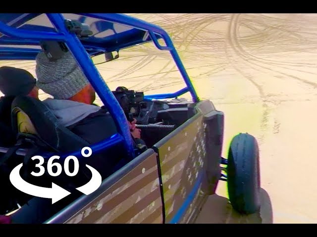 Driving a UTV Across Nevada's Sand Mountain in 360°