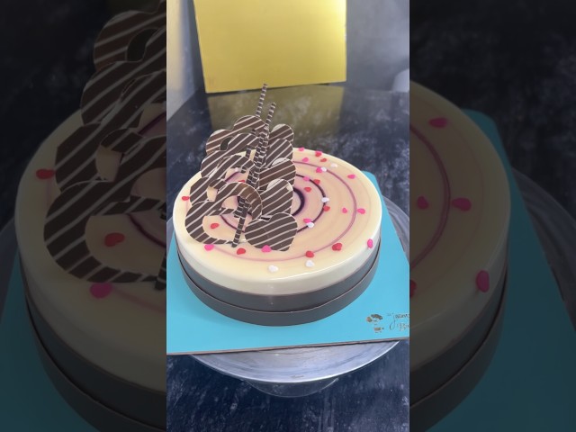 New Vanilla Cake Design Tutorial #cake #viral #newcakesdesign #shorts #ytshorts #trending