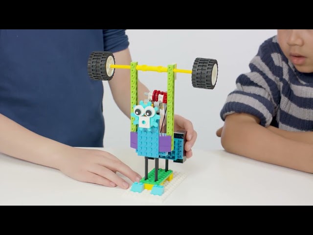 LEGO® BricQ Motion Essential