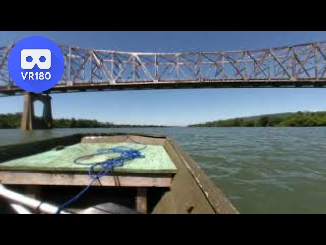 VR 180 3D Boat Ride 35hp Evinrude Tennessee River Oculus Quest and Go