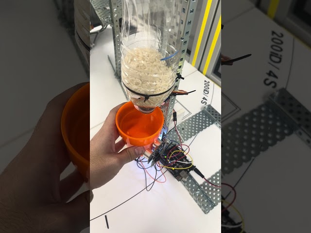 Simulated drink dispenser using Arduino