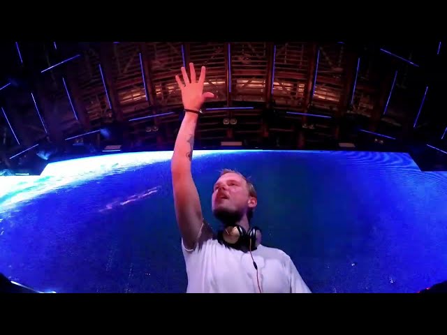 Avicii - Unbreakable [Avicii Community Exclusive, LIVE @ Ushuaïa 2016]