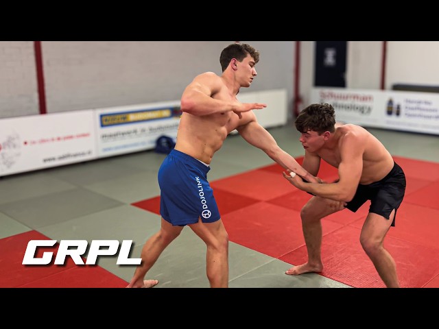 Submission Wrestling: Rens vs. Chris | GRPL