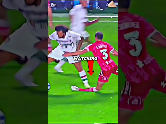 😳Who would you choose, Ronaldo or Messi? 😱 #shorts #ronaldo #messi #youtubeshorts #viral