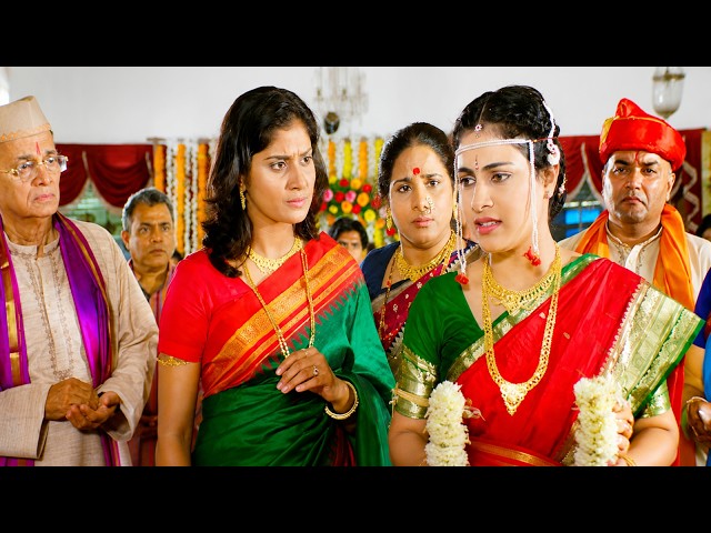 भर लग्नाच्या मंडपात नवरीने लग्न का मोडलं? | Best Marathi Movie Scene | Saavariyaa.Com (2009)