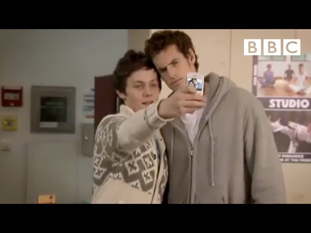 Andy Murray gets harassed by cast of Outnumbered | Red Nose Day 2011 - BBC