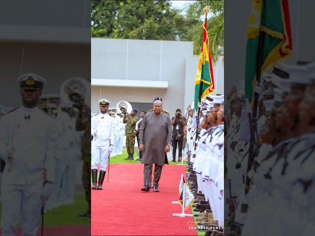 El presidente Mahama devela cenotafio en honor al difunto Dr. Edward Kofi Omane Boamah #johnmahama
