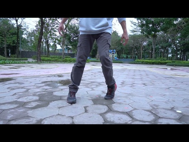 Michael Jackson Dance Tutorial: Sidewalk (Lesson 2 - Closeup Shot)