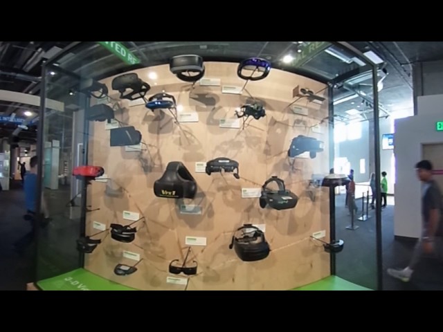 Virtual Reality Head Mounted Displays