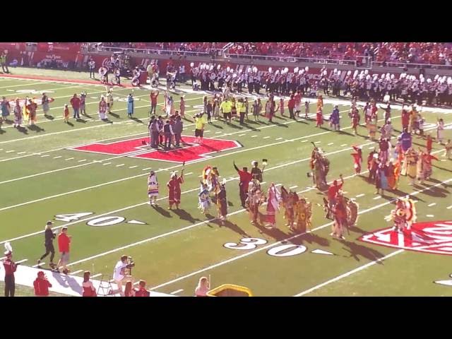 Halftime Ute dance October 29, 2016