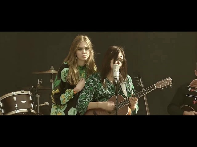 First Aid Kit - Hem Of Her Dress (Live Rock En Seine Paris 08-24-2018)