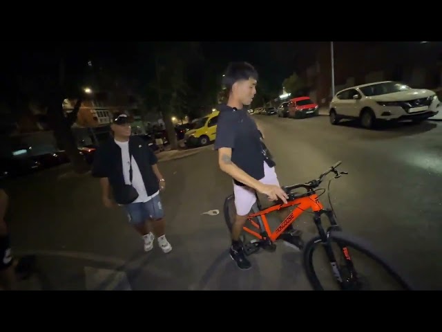 IRL en PARLA🔥 / Paseando de noche / WongWorld
