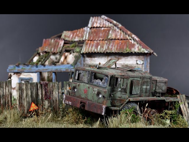 Post-apocalyptic Diorama Pripyat Chernobyl - 1/72 Model